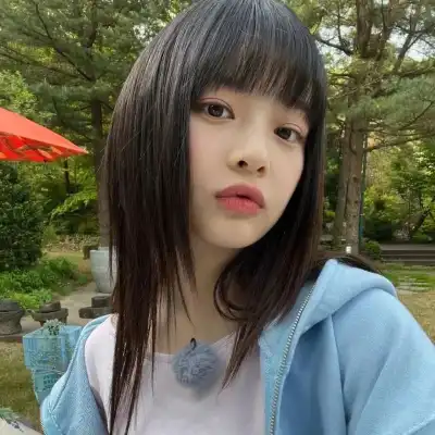 燕婉娜 燕婉娜